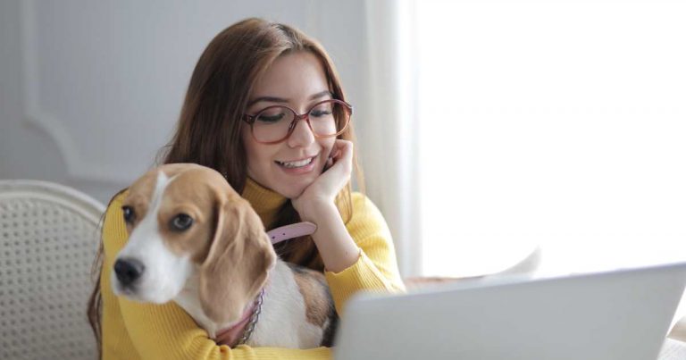benefits of pets for teens - girl with beagle