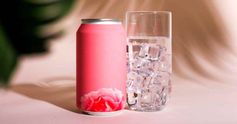 The researchers found that pink-colored drinks can increase exercise performance by 4.4%.